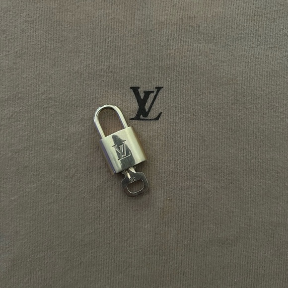 Authentic Louis Vuitton Padlock💌 - Picture 5 of 5